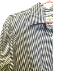 Talbots Black & White  Button Down 100% Cotton Wrinkle Resistant Size 18